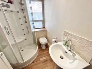 Photo 7- click for photo gallery